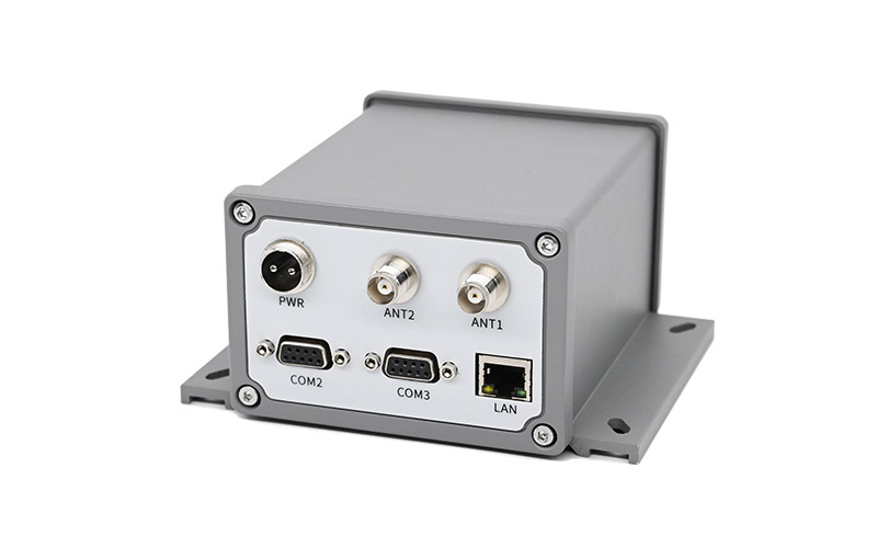 T1-8D/T1-FD?GNSS高精度定位定向接收机封面图